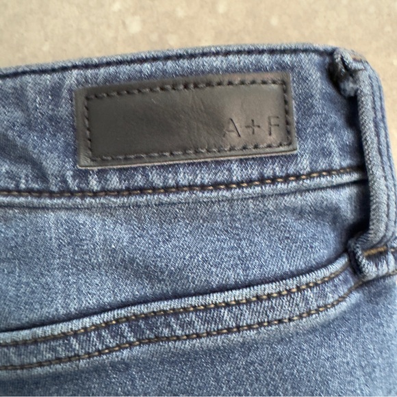 Abercrombie & Fitch Lean Simone High Rise Super Skinny Women’s Jeans - Picture 6 of 11